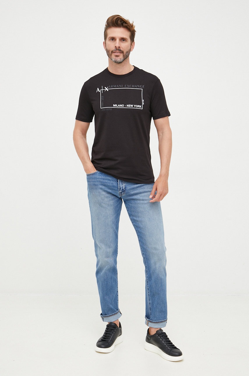 

Хлопковая футболка Armani Exchange цвет чёрный с принтом