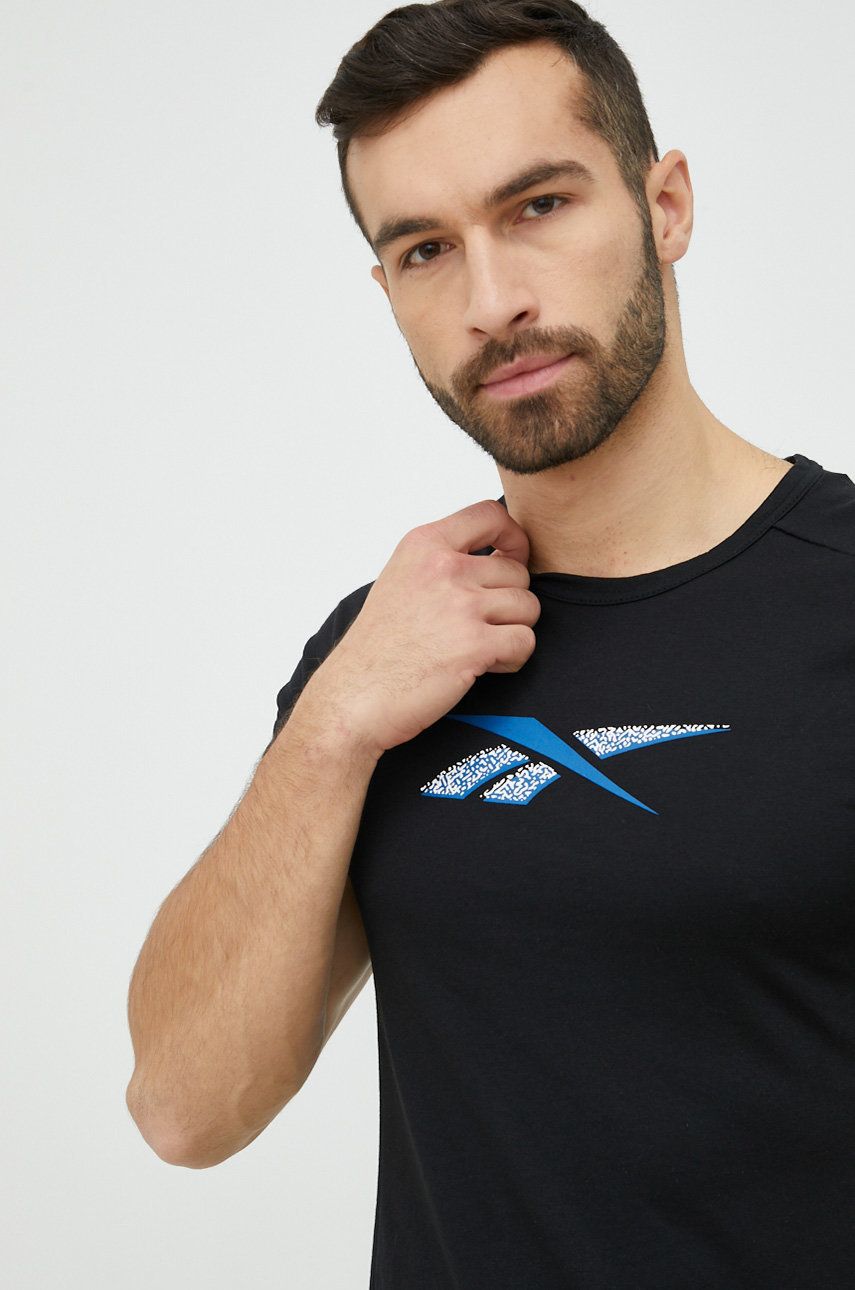 Reebok t-shirt treningowy Speedwick Athlete kolor czarny z nadrukiem