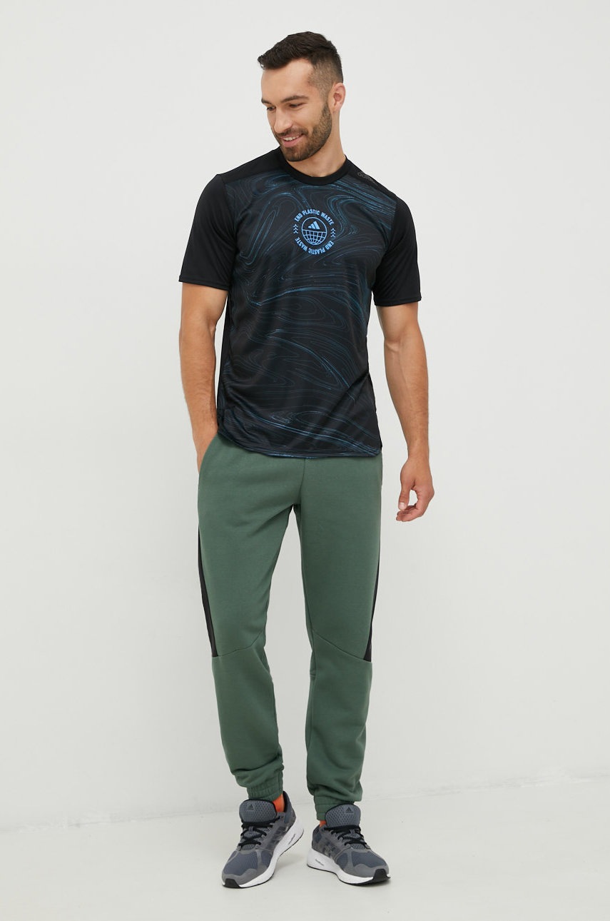 

Футболка для бега adidas Performance Run For The Ocean цвет чёрный узорный