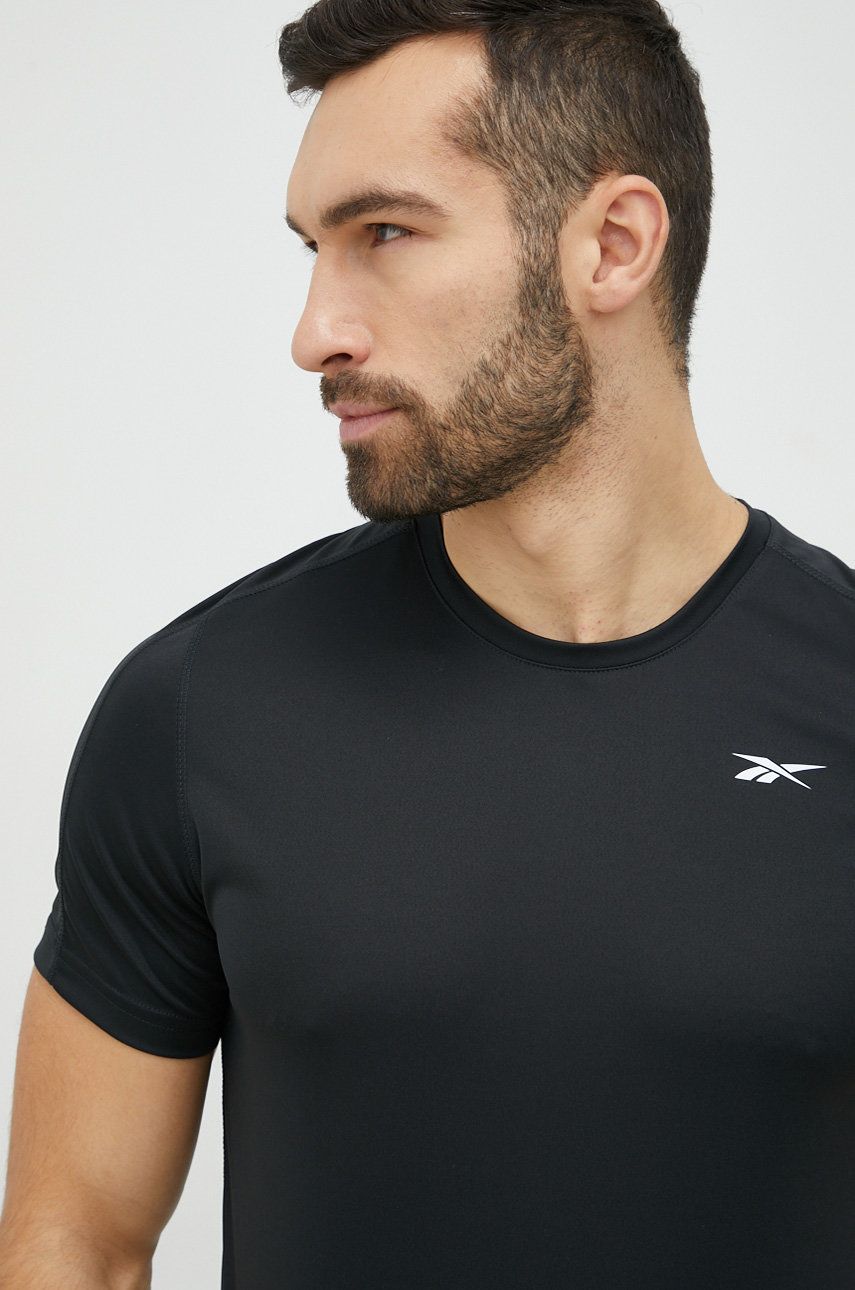 Reebok tricou de antrenament Tech culoarea negru, neted answear.ro imagine noua
