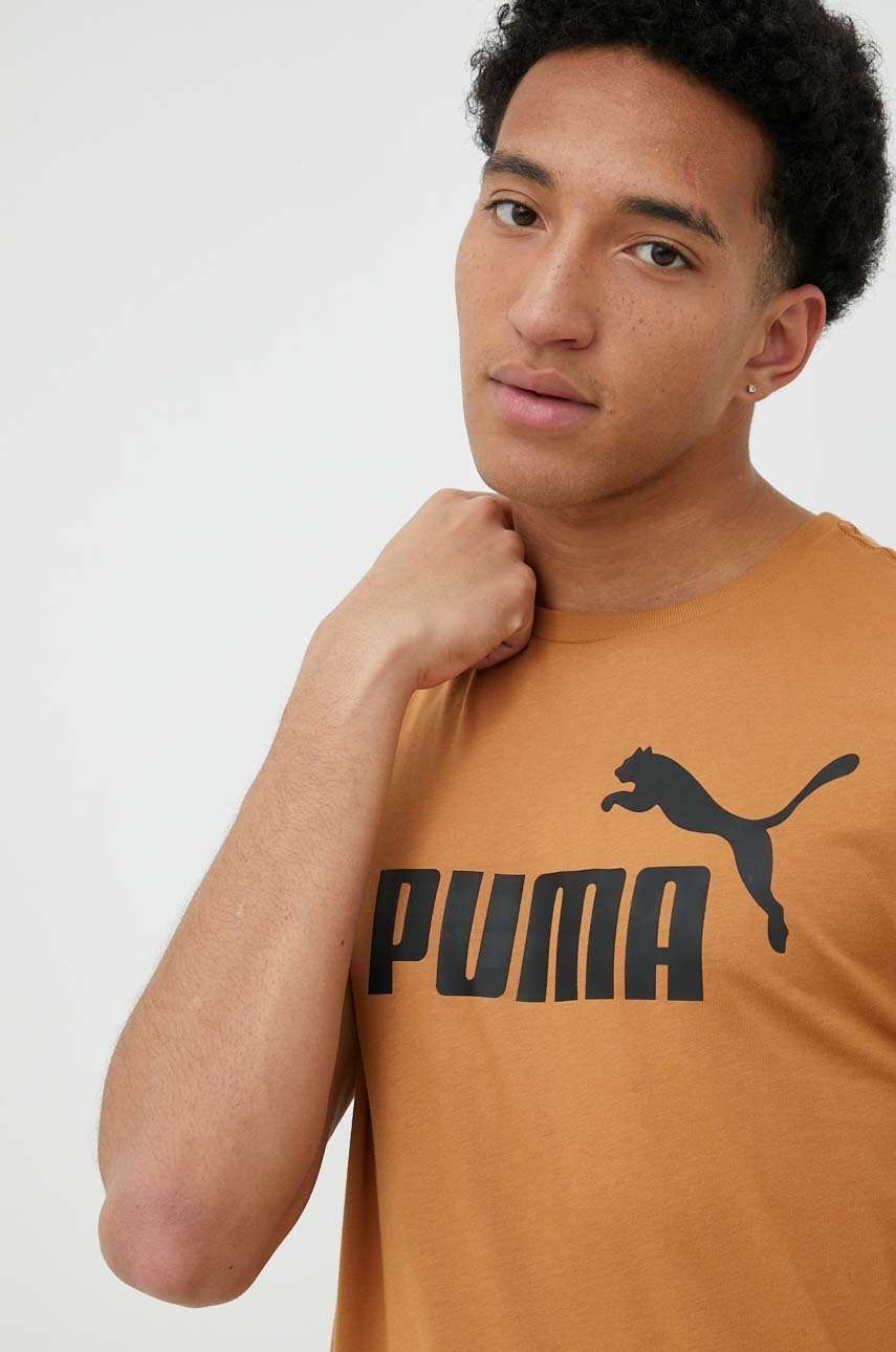 

Памучна тениска Puma в зелено с принт, Кафяв