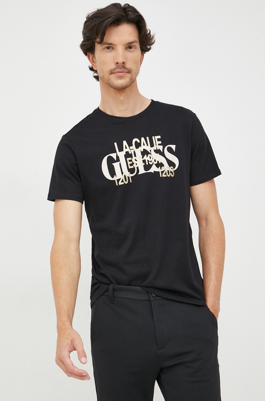 

Памучна тениска Guess в черно с изчистен дизайн, Черен