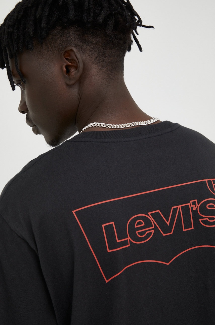 

Памучна тениска Levi' в черно с принт, Черен