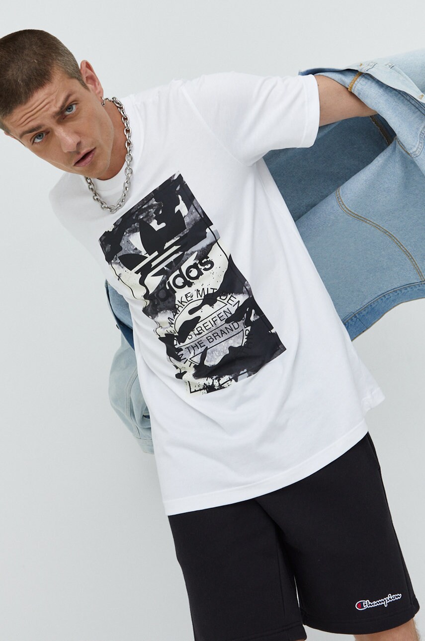 

Памучна тениска adidas Originals в бяло с принт, Бял