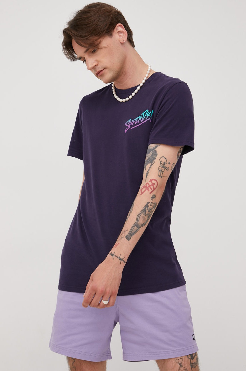 

Хлопковая футболка Superdry цвет фиолетовый с принтом