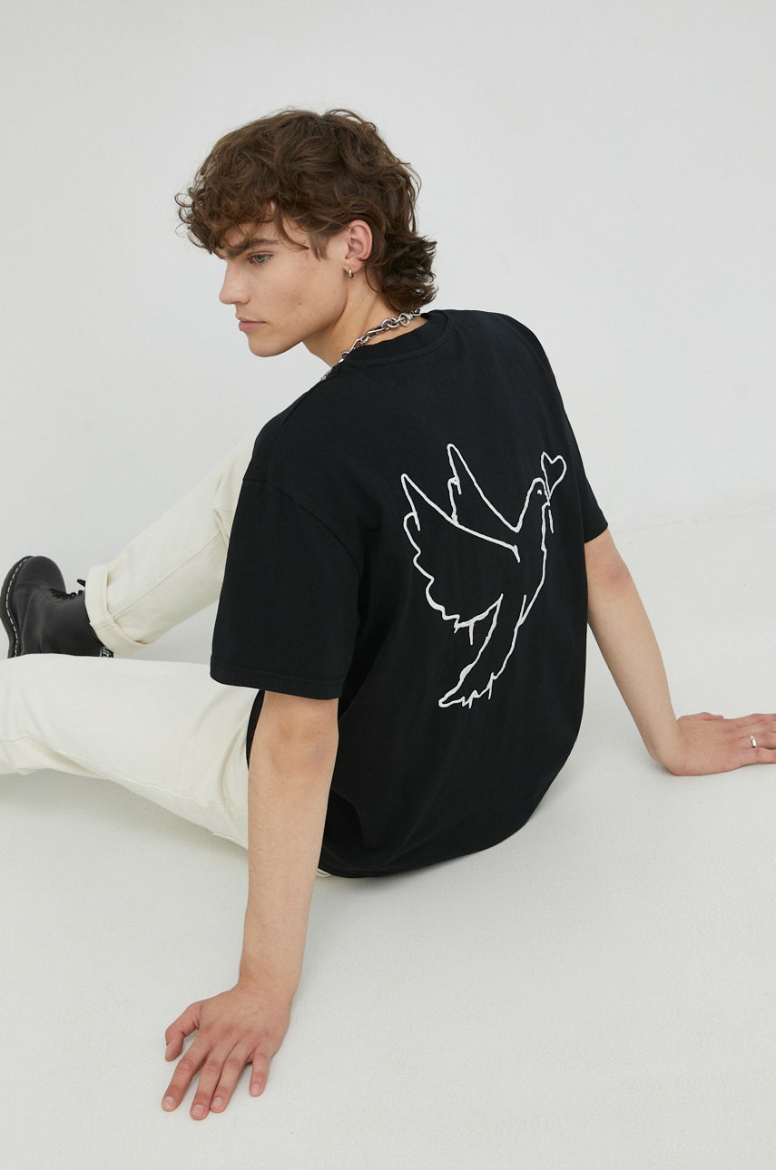 Young poets society tricou din bumbac freedom culoarea negru, cu imprimeu