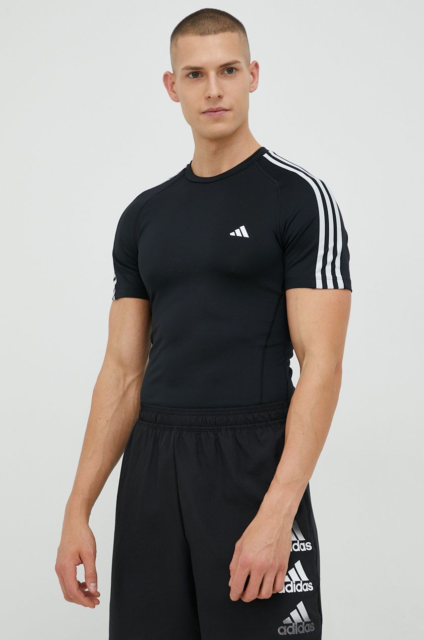 Adidas Performance t-shirt treningowy Techfit 3-Stripes kolor czarny z aplikacją