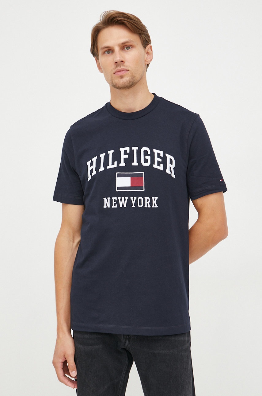 

Бавовняна футболка Tommy Hilfiger колір синій з аплікацією