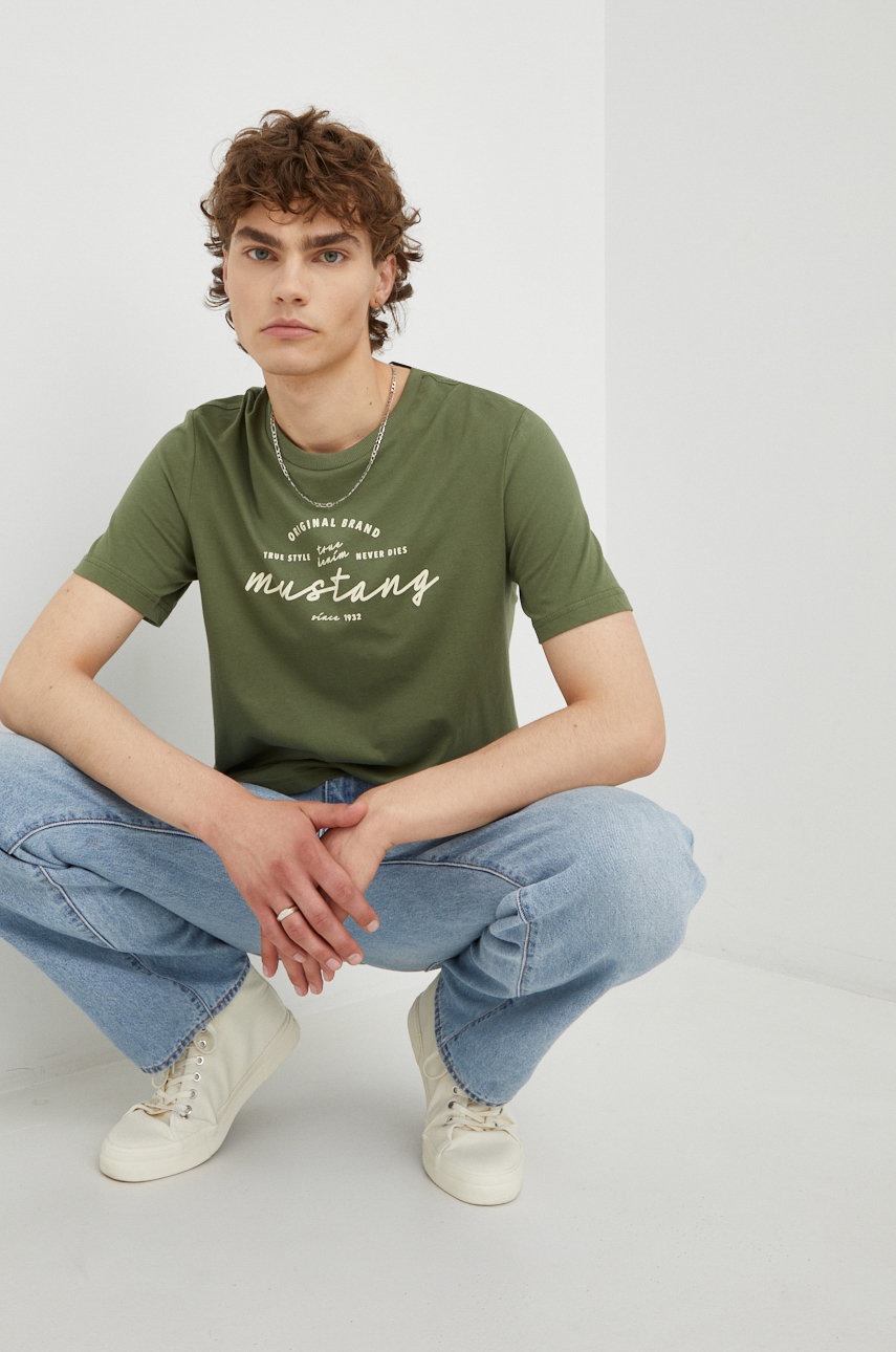 

Памучна тениска Mustang в зелено с принт, Зелен