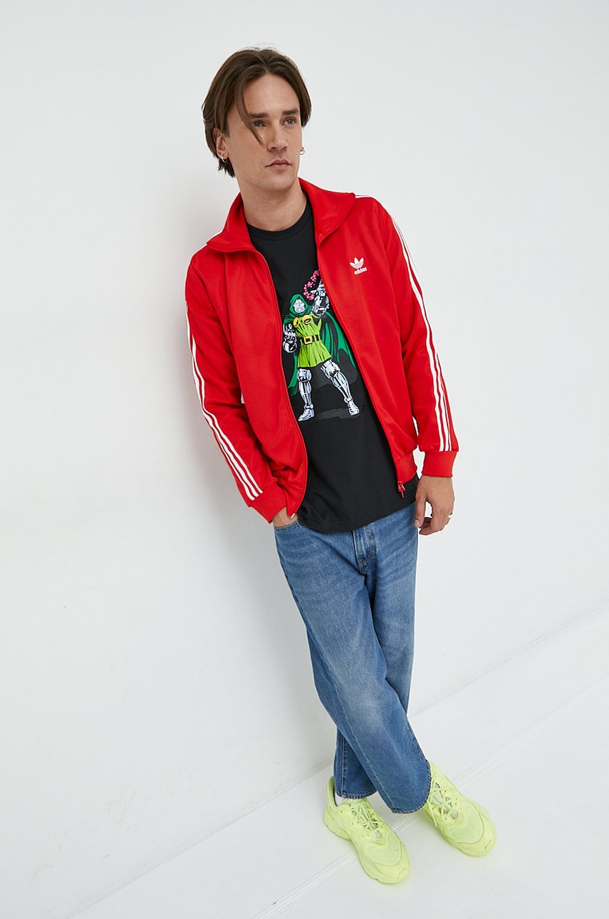 

Хлопковая футболка adidas Originals X Marvel цвет чёрный с принтом