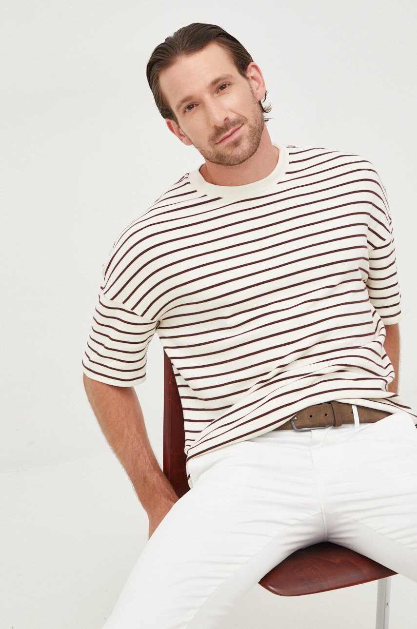 Sisley tricou din bumbac culoarea bej, modelator