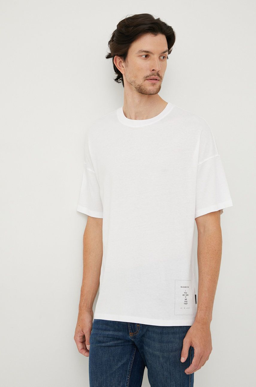 Bavlněné tričko Sisley bílá barva, s potiskem - bílá -  100% Bavlna