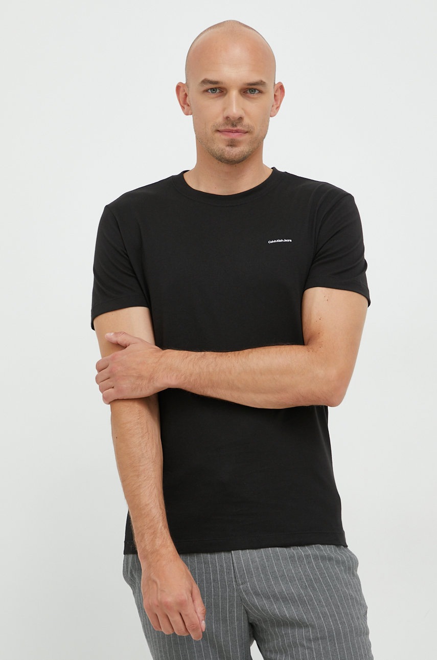 

Памучна тениска Calvin Klein Jeans в черно с изчистен дизайн, Черен