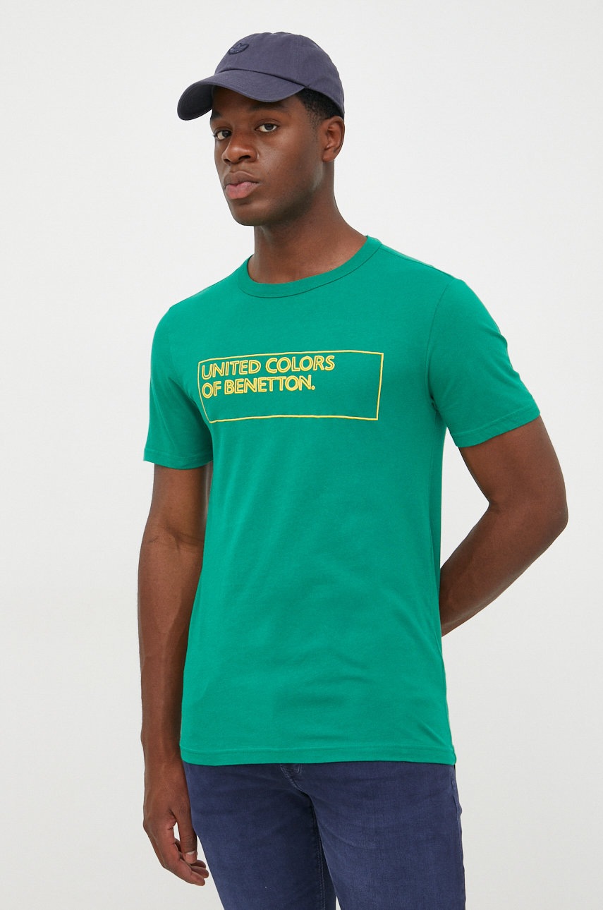 

Памучна тениска United Colors of Benetton в зелено с принт, Зелен