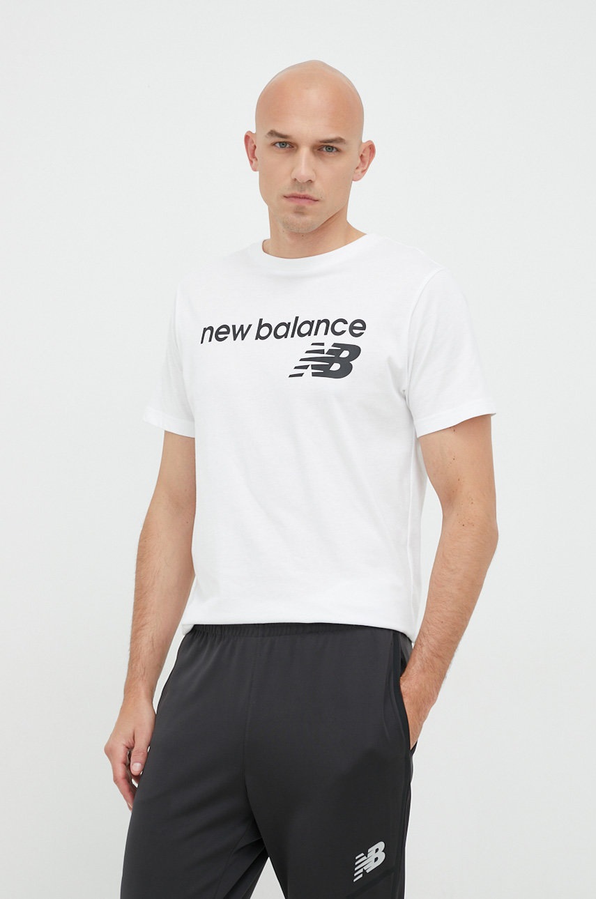 

Тениска New Balance в бяло с принт, Бял