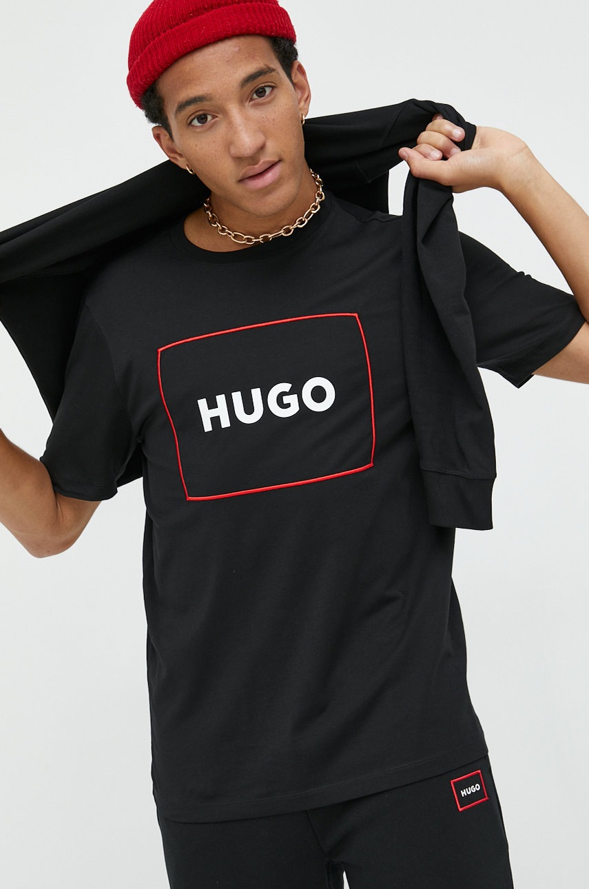 

Памучна тениска HUGO в черно с принт, Черен