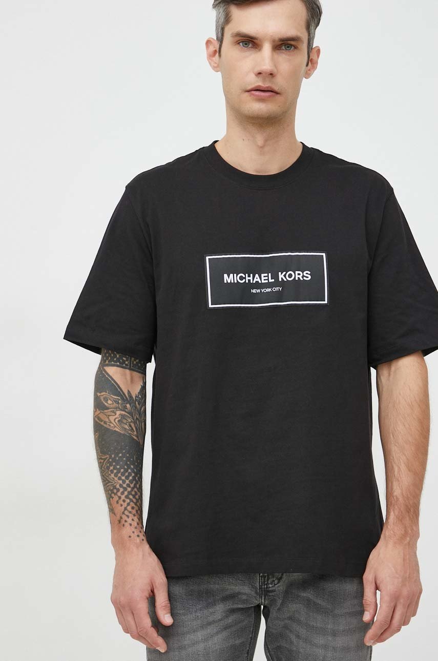 

Памучна тениска Michael Kors в черно с принт, Черен