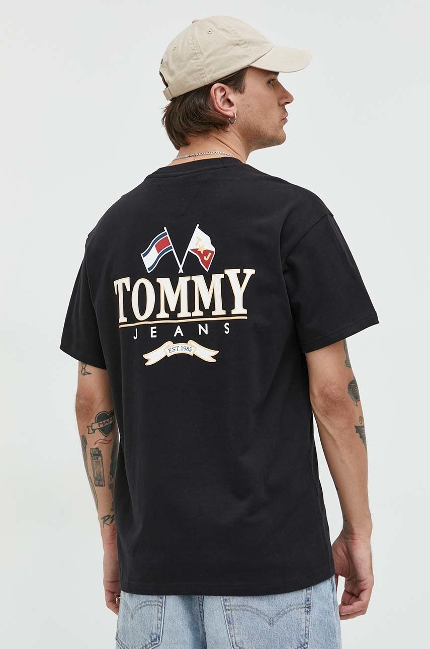 

Бавовняна футболка Tommy Jeans колір чорний з принтом