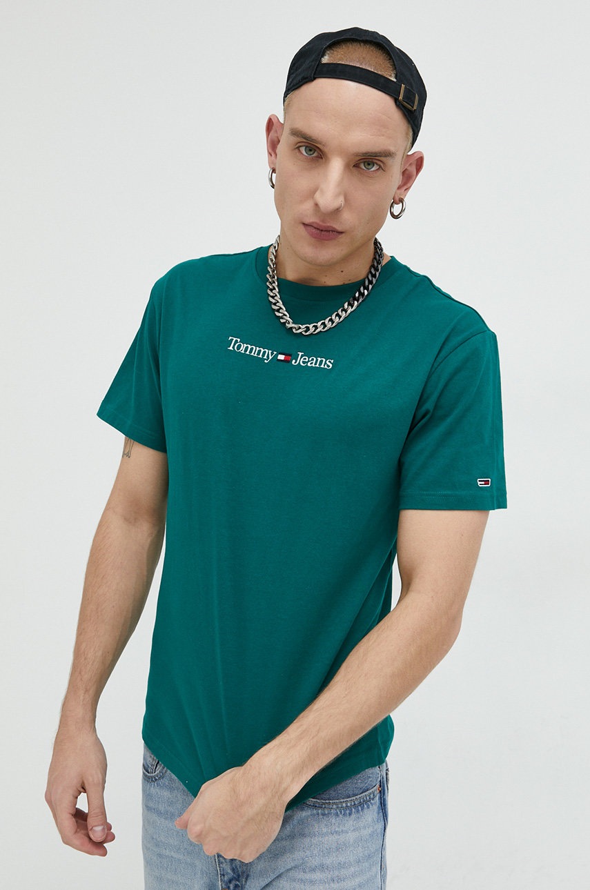

Памучна тениска Tommy Jeans в зелено с апликация, Зелен