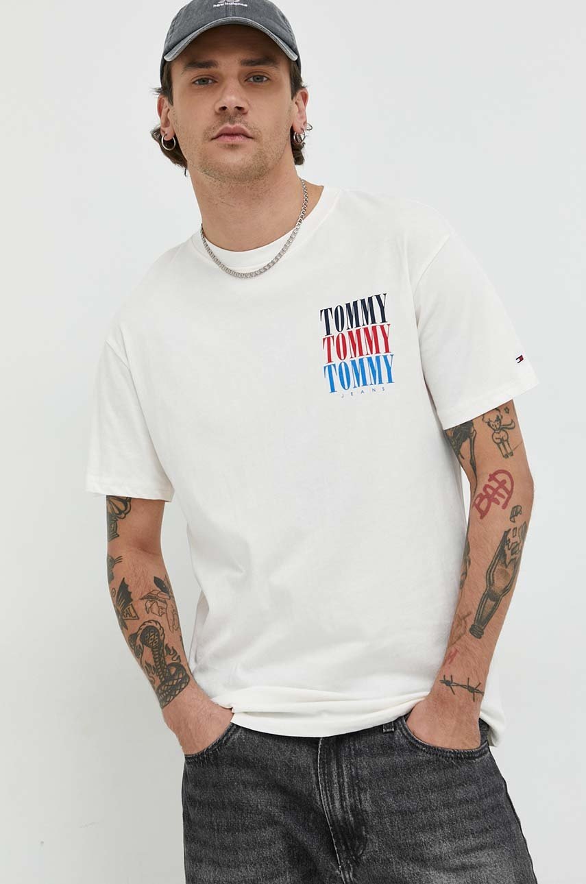

Памучна тениска Tommy Jeans в бежово с принт, Бежов