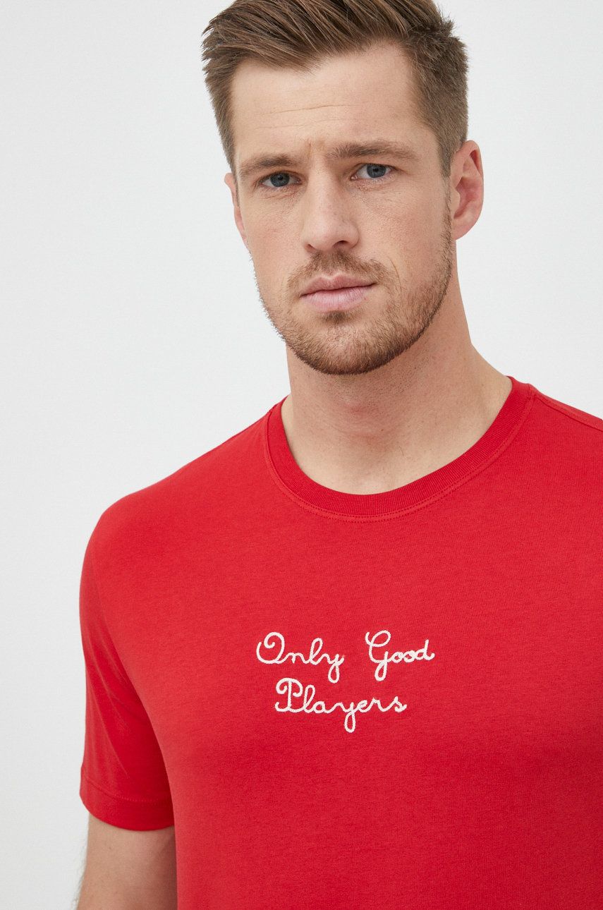 Bavlněné tričko United Colors of Benetton červená barva, s aplikací - červená -  100% Bavlna