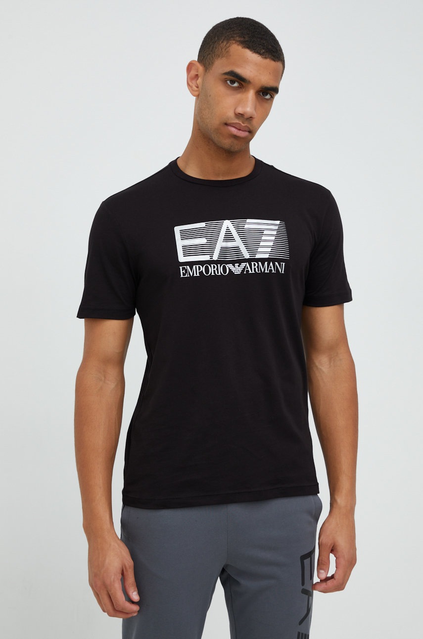 

Памучна тениска EA7 Emporio Armani в черно с изчистен дизайн, Черен
