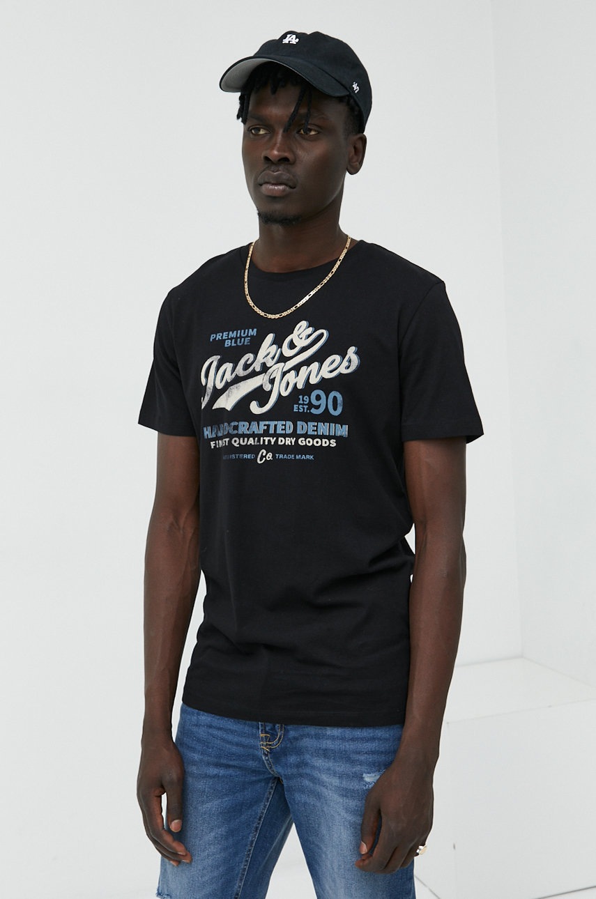 

Памучна тениска Jack & Jones в черно с принт, Черен