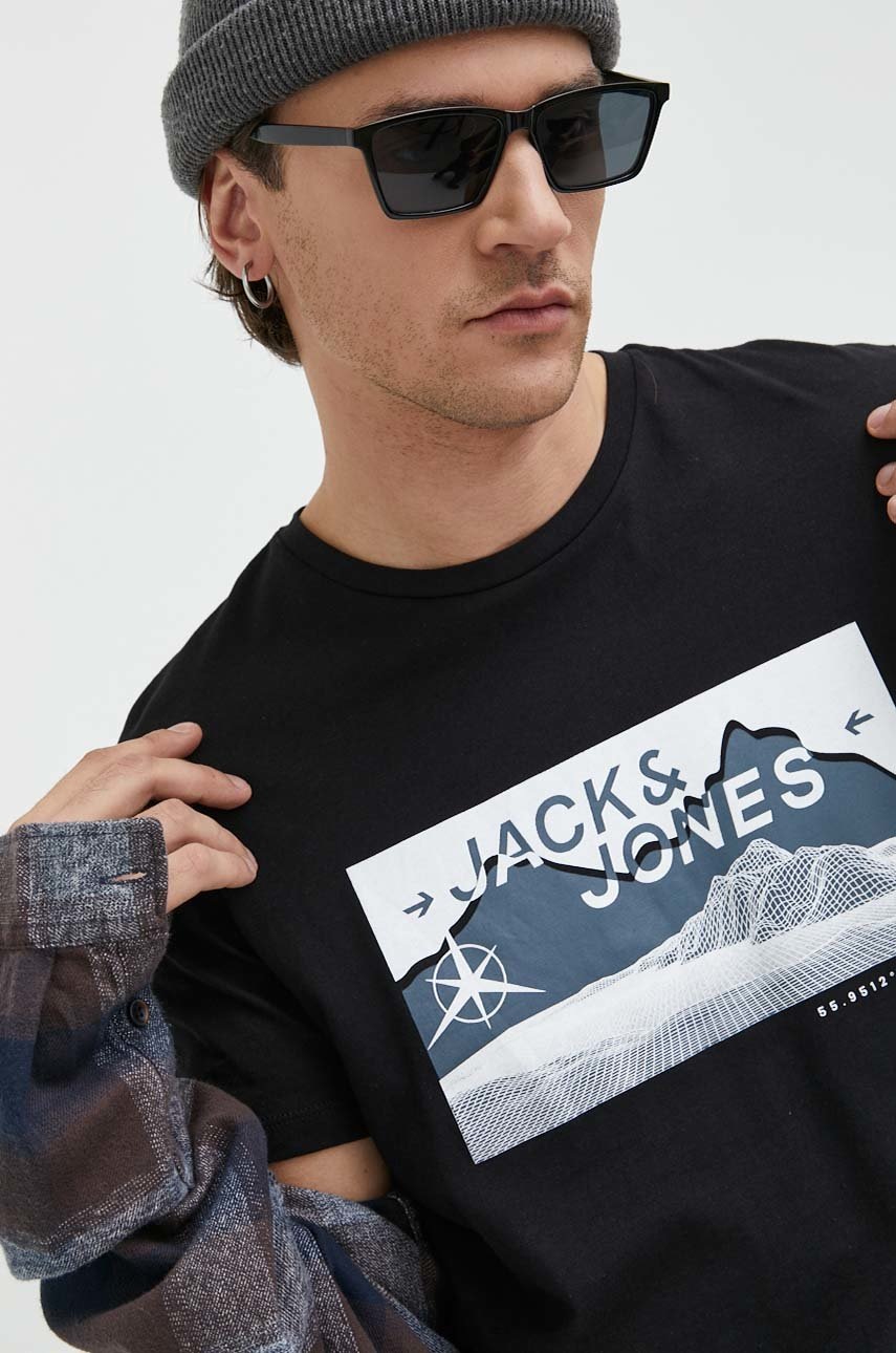 

хлопковая футболка Jack & Jones цвет чёрный с принтом