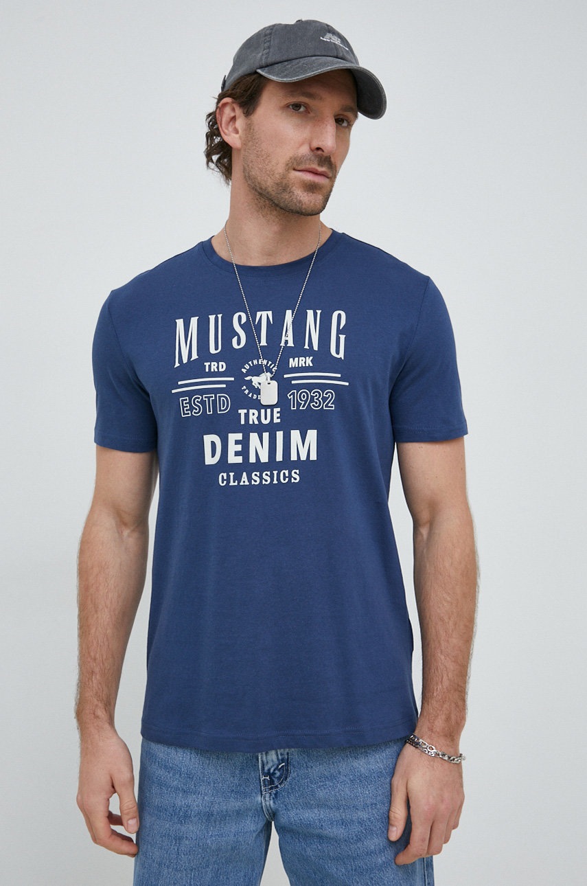 

Памучна тениска Mustang в синьо с принт, Син