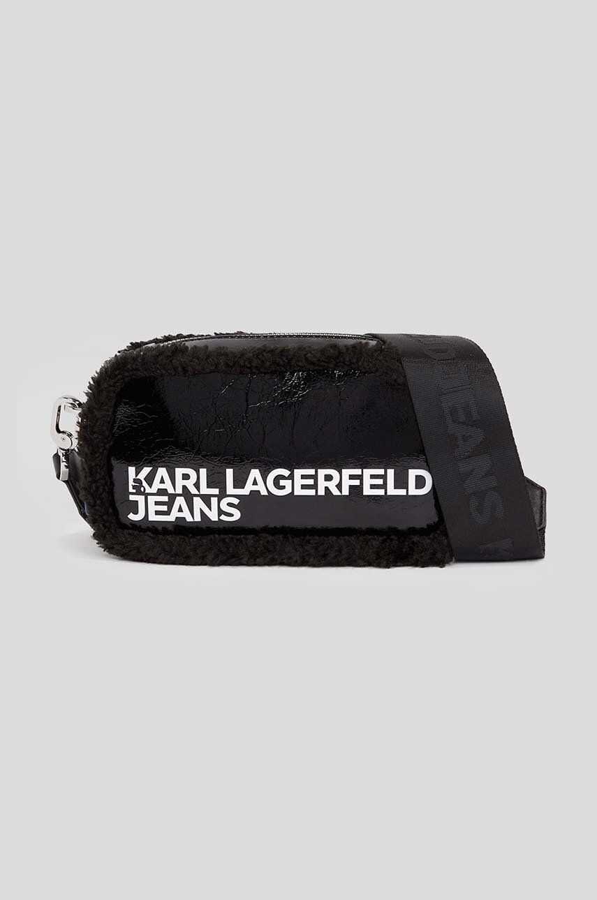 Kabelka Karl Lagerfeld Jeans 236J3011 BOX LOGO SHEARLING CAMERA BAG černá barva - černá - Podrážka: 