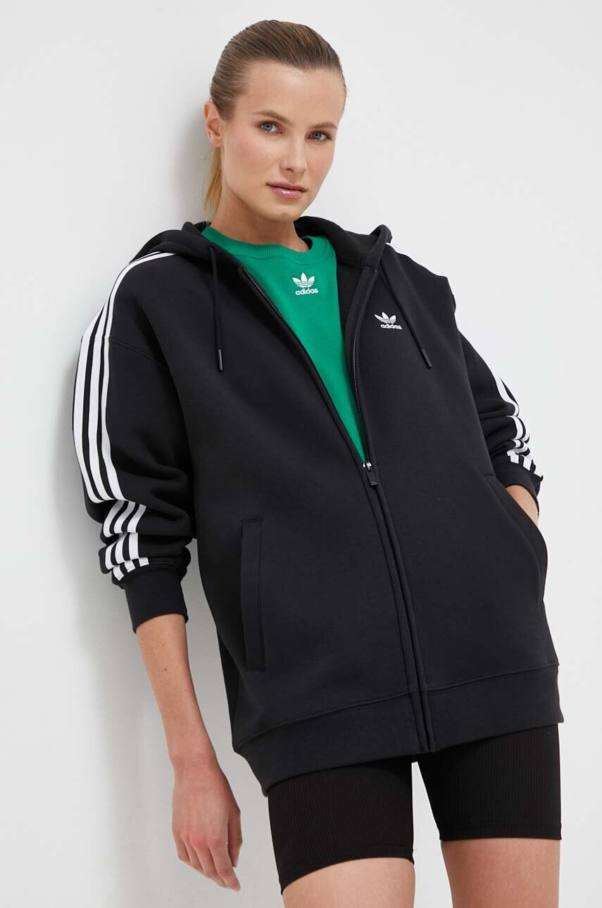 

Суичър adidas Originals в черно с качулка с апликация, Черен