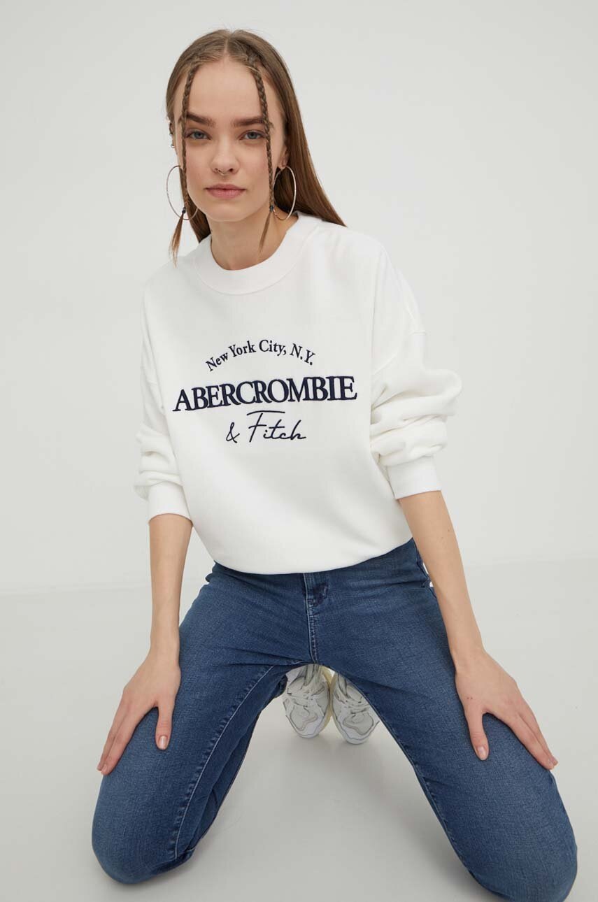 

Суичър Abercrombie & Fitch в бяло с апликация, Бял