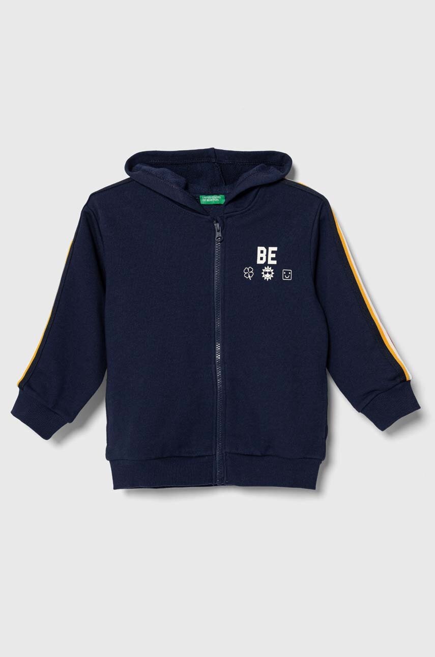 Детская хлопковая кофта United Colors of Benetton цвет синий с капюшоном с принтом Детская хлопковая кофта United Colors of Benetton цвет синий с капюшоном с принтом