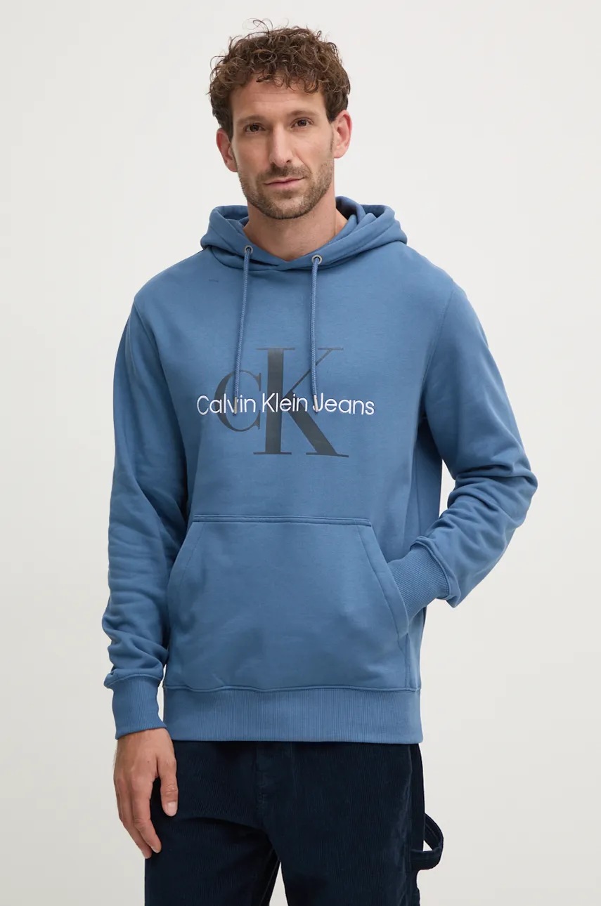 

Памучен суичър Calvin Klein Jeans в синьо с качулка с принт, Син