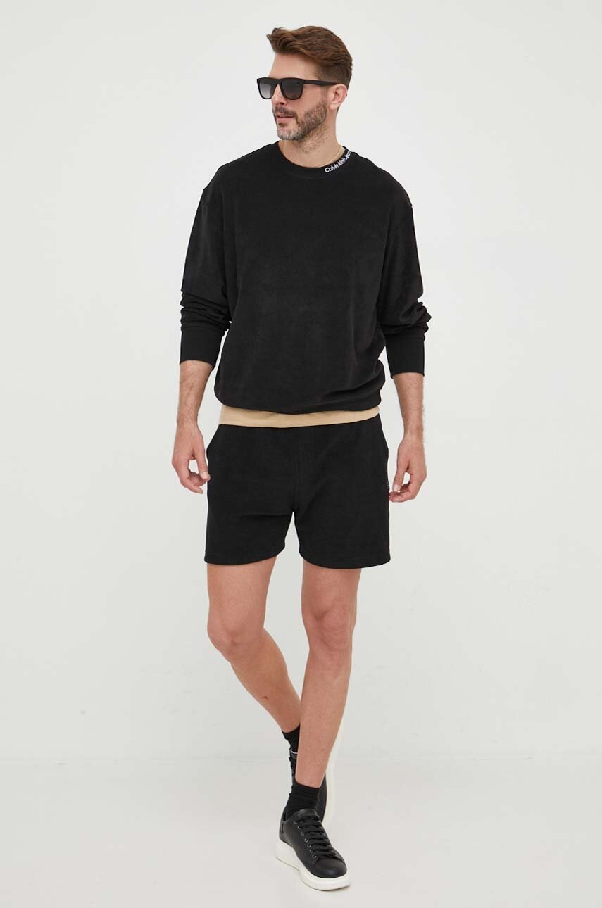 

Суичър Calvin Klein Jeans в черно с изчистен дизайн, Черен