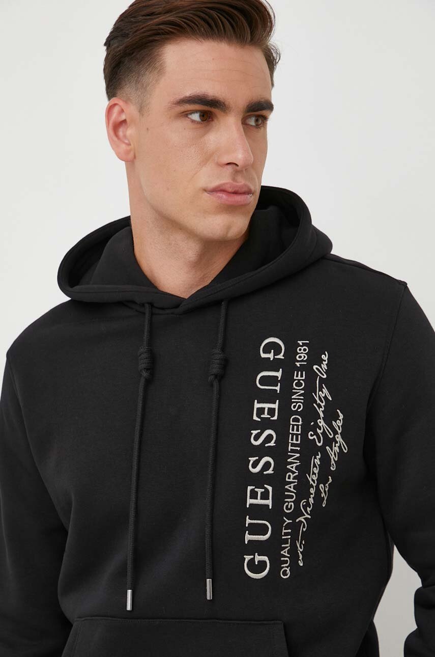 

Кофта Guess мужская цвет чёрный с капюшоном с аппликацией