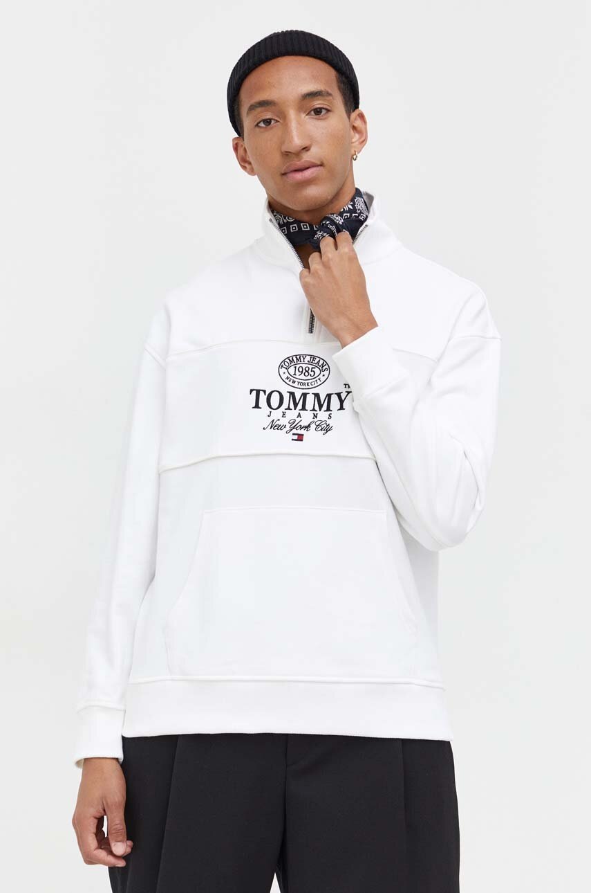 

Бавовняна кофта Tommy Jeans чоловіча колір білий з аплікацією