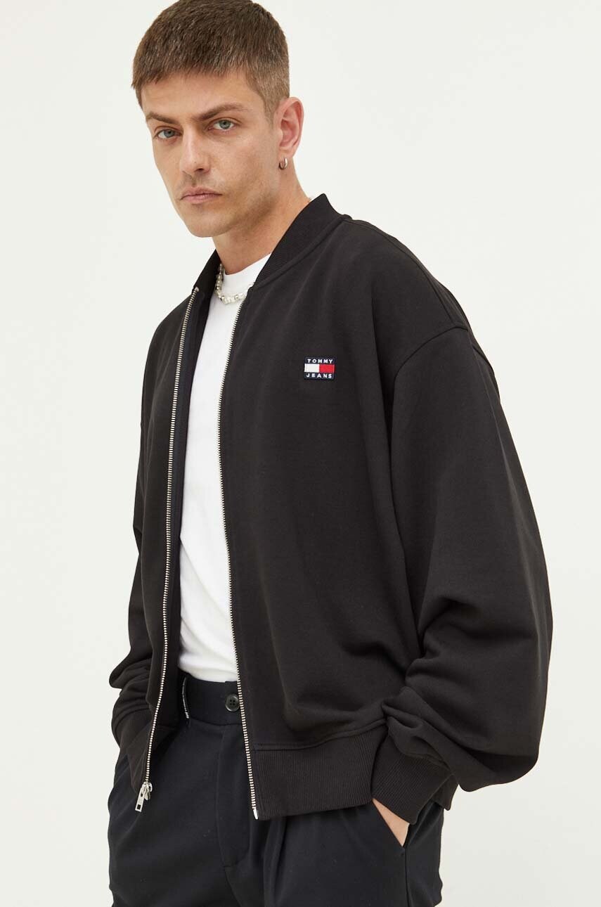 

Хлопковая кофта Tommy Jeans мужская цвет чёрный однотонная