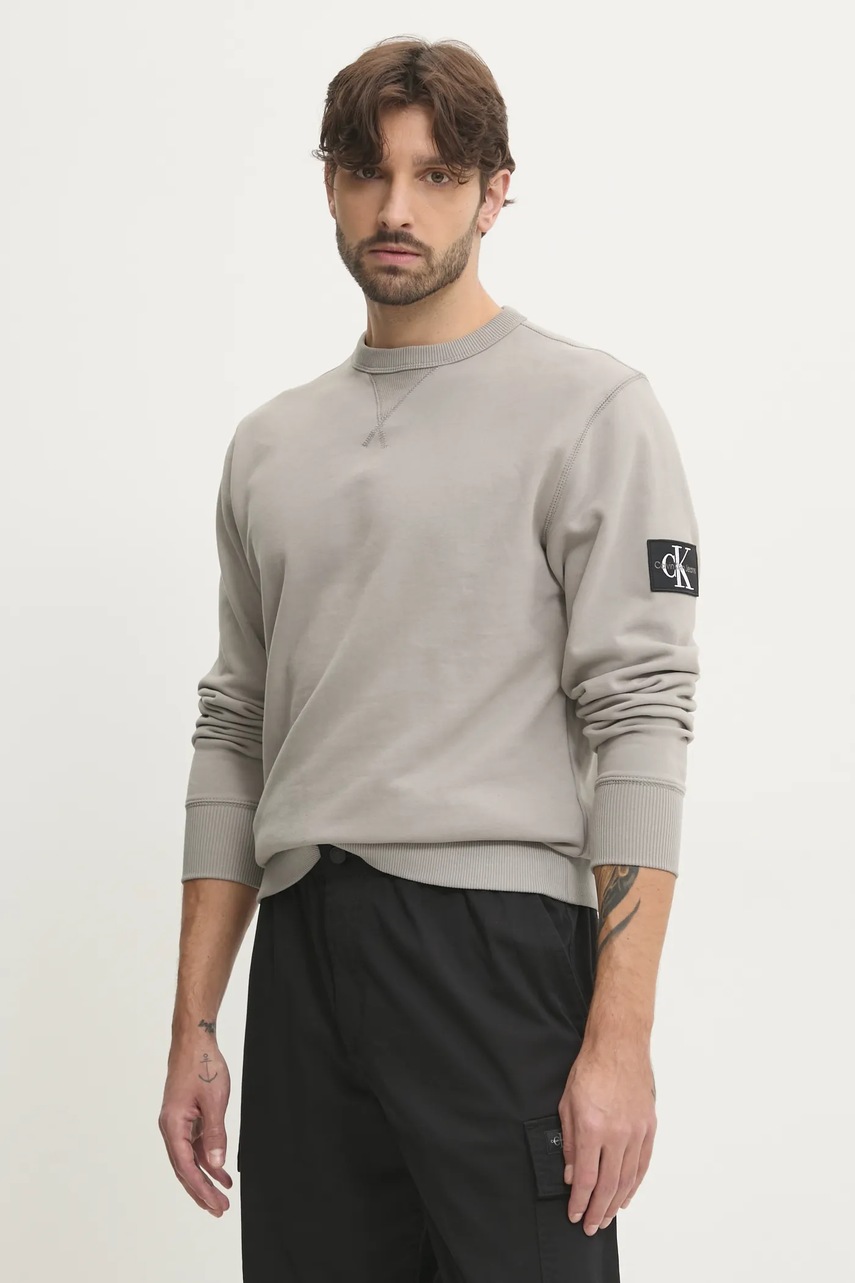 

Памучен суичър Calvin Klein Jeans в сиво с изчистен дизайн J30J323426, Сив