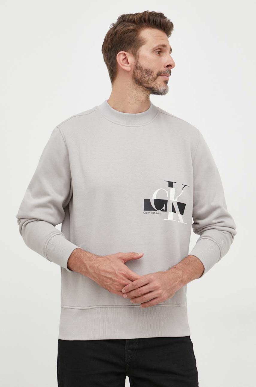 

Суичър Calvin Klein Jeans в сиво с принт, Сив