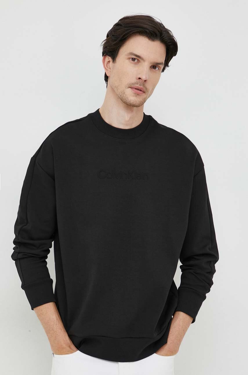

Суичър Calvin Klein в черно с изчистен дизайн, Черен