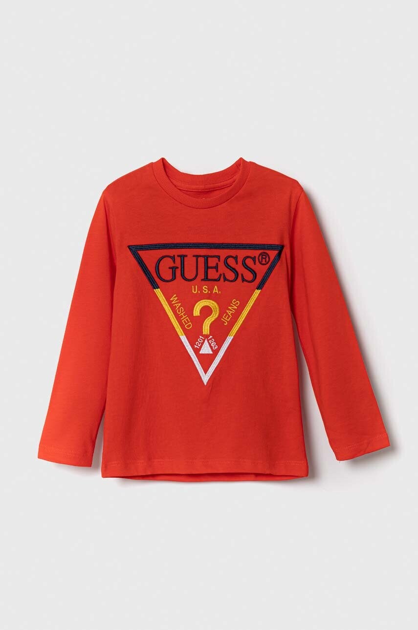 

Дитячий бавовняний лонгслів Guess колір червоний з аплікацією