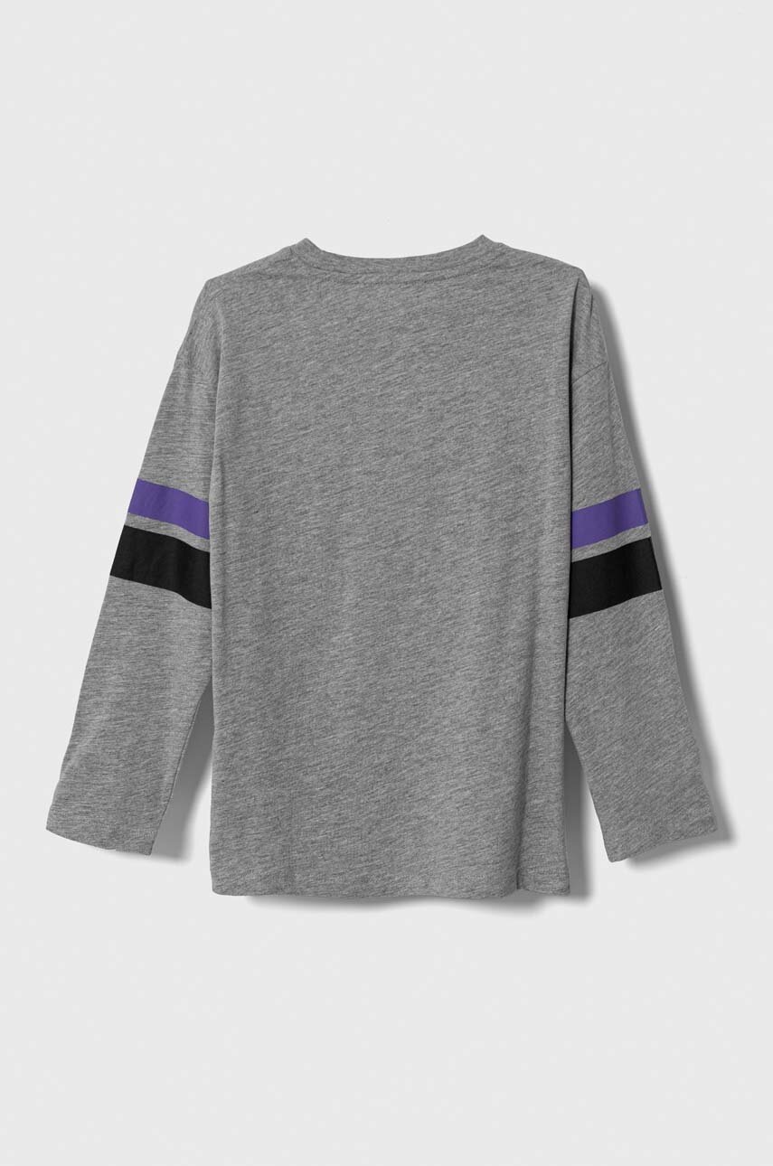 Хлопковый детский лонгслив Sisley цвет серый с принтом Хлопковый детский лонгслив Sisley цвет серый с принтом