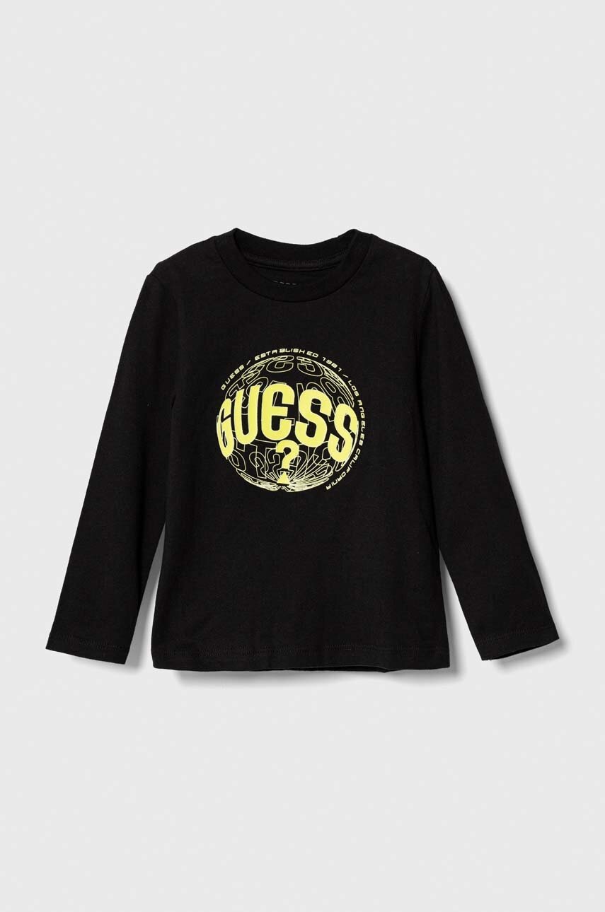 

Хлопковый детский лонгслив Guess цвет чёрный с принтом