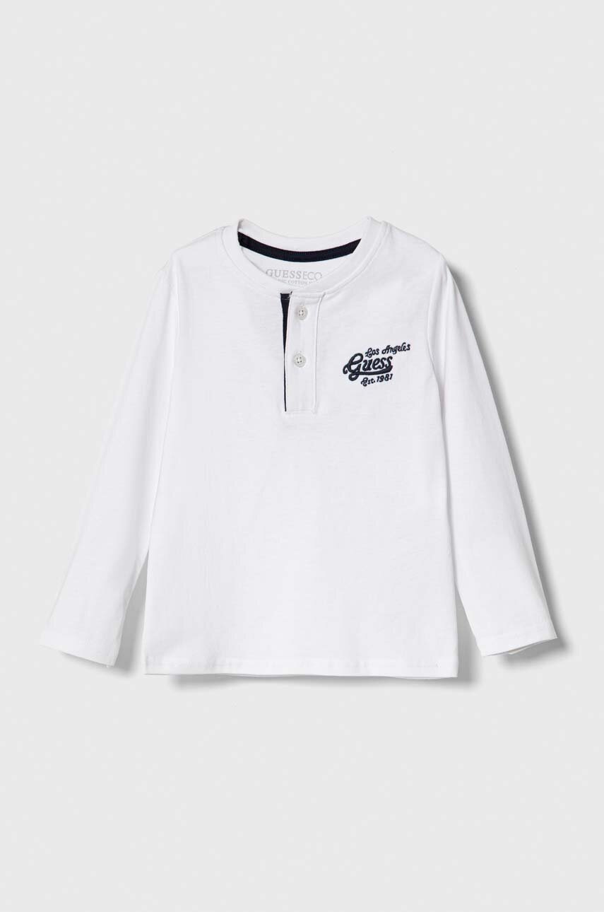 

Детский лонгслив Guess цвет белый с принтом