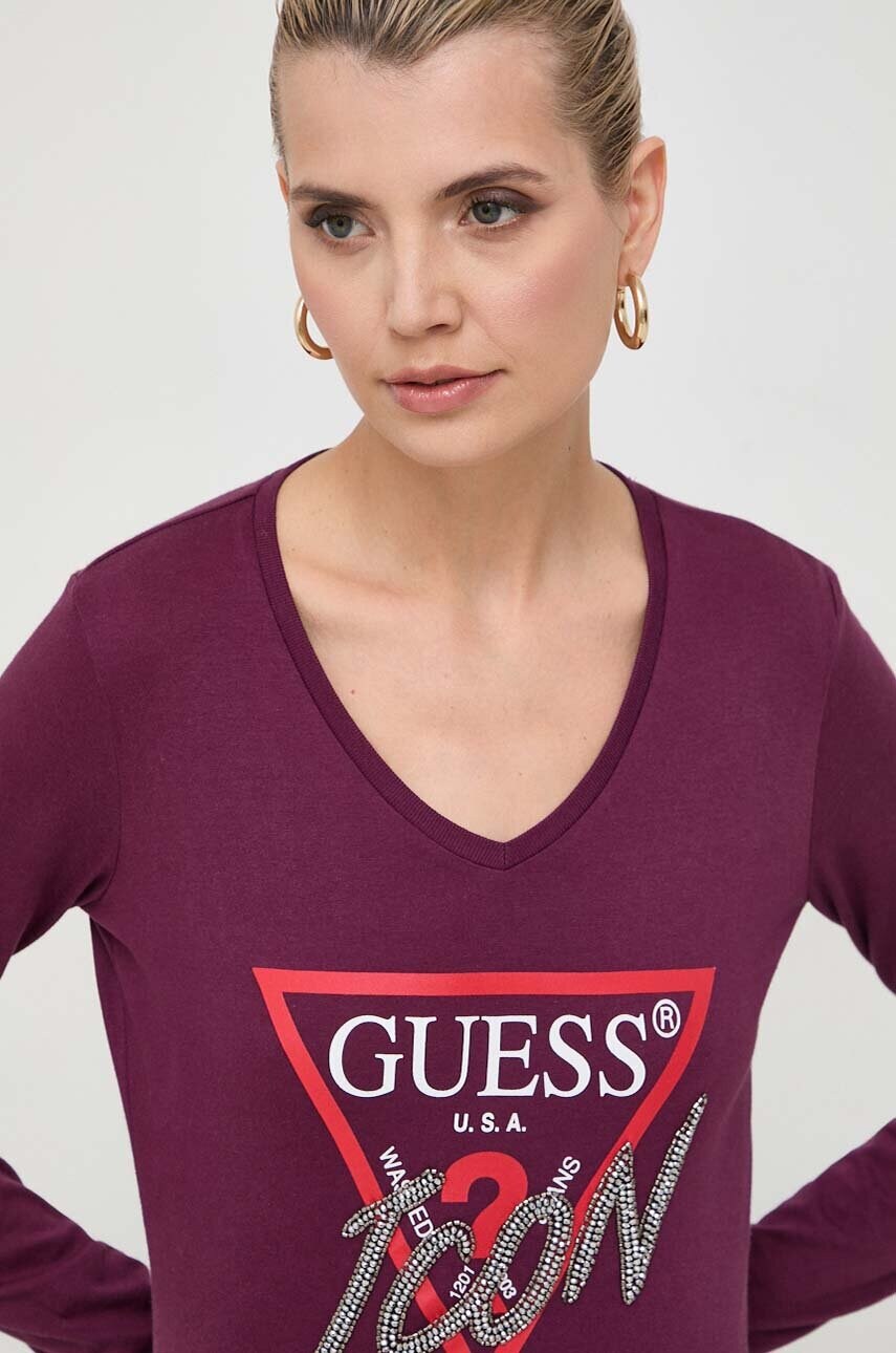 

Хлопковый лонгслив Guess цвет фиолетовый
