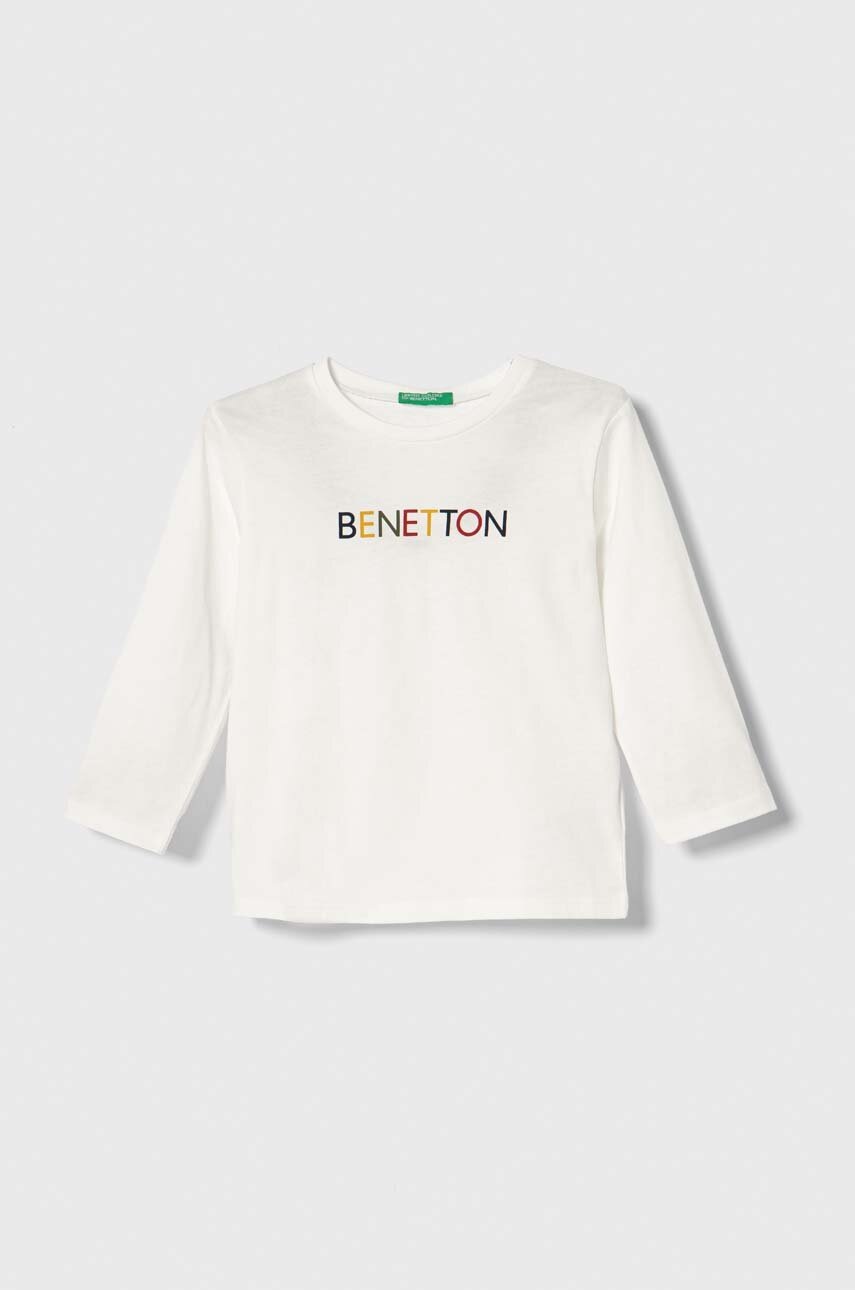 

Хлопковый детский лонгслив United Colors of Benetton цвет белый с принтом