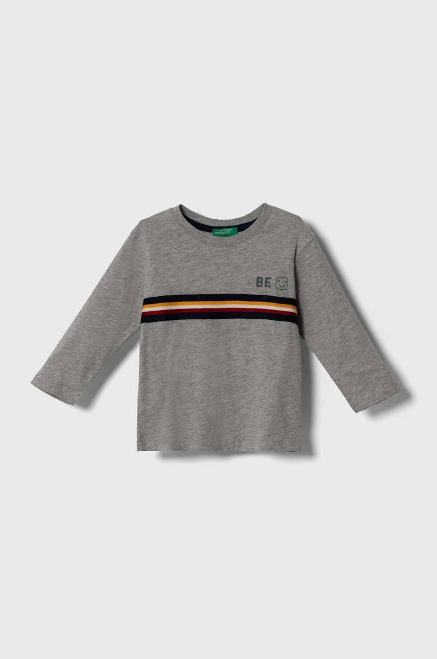 Dětská bavlněná košile s dlouhým rukávem United Colors of Benetton šedá barva, s aplikací - šedá - 