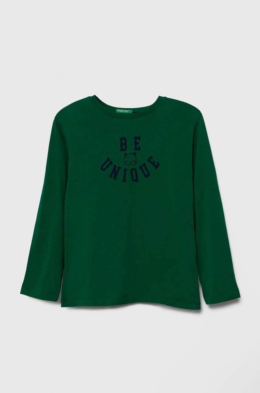 

Хлопковый детский лонгслив United Colors of Benetton цвет зелёный с принтом