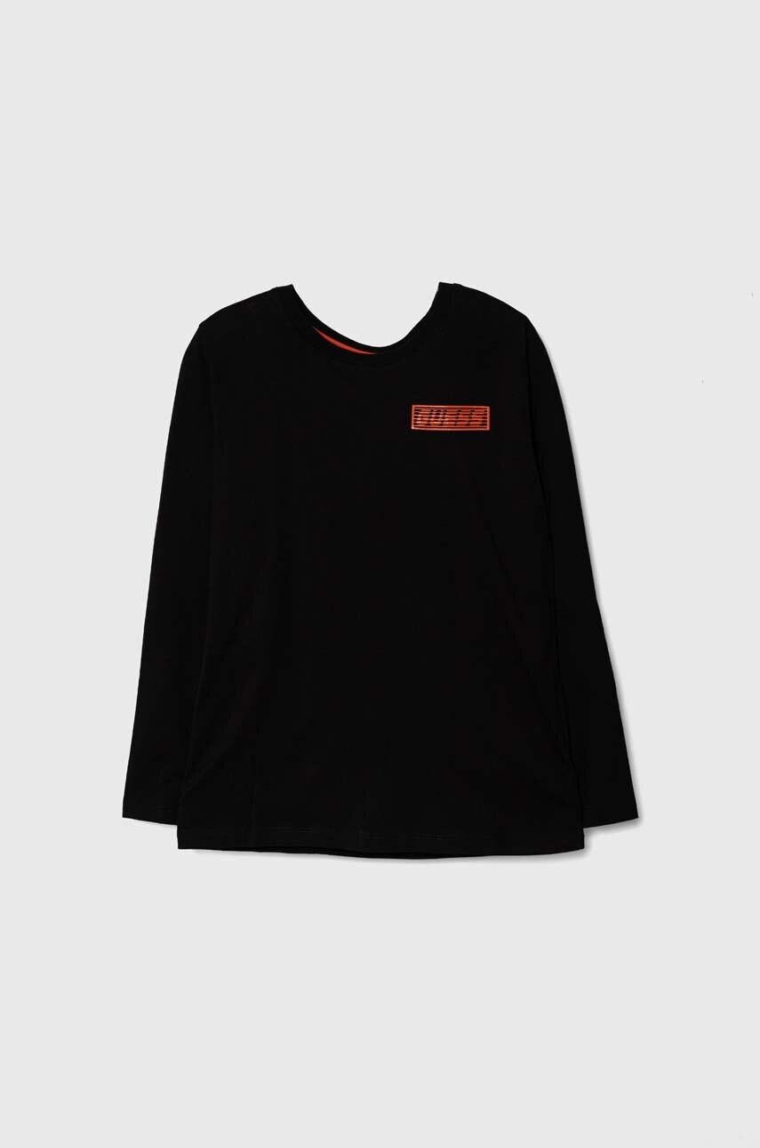 

Хлопковый детский лонгслив Guess цвет чёрный с принтом